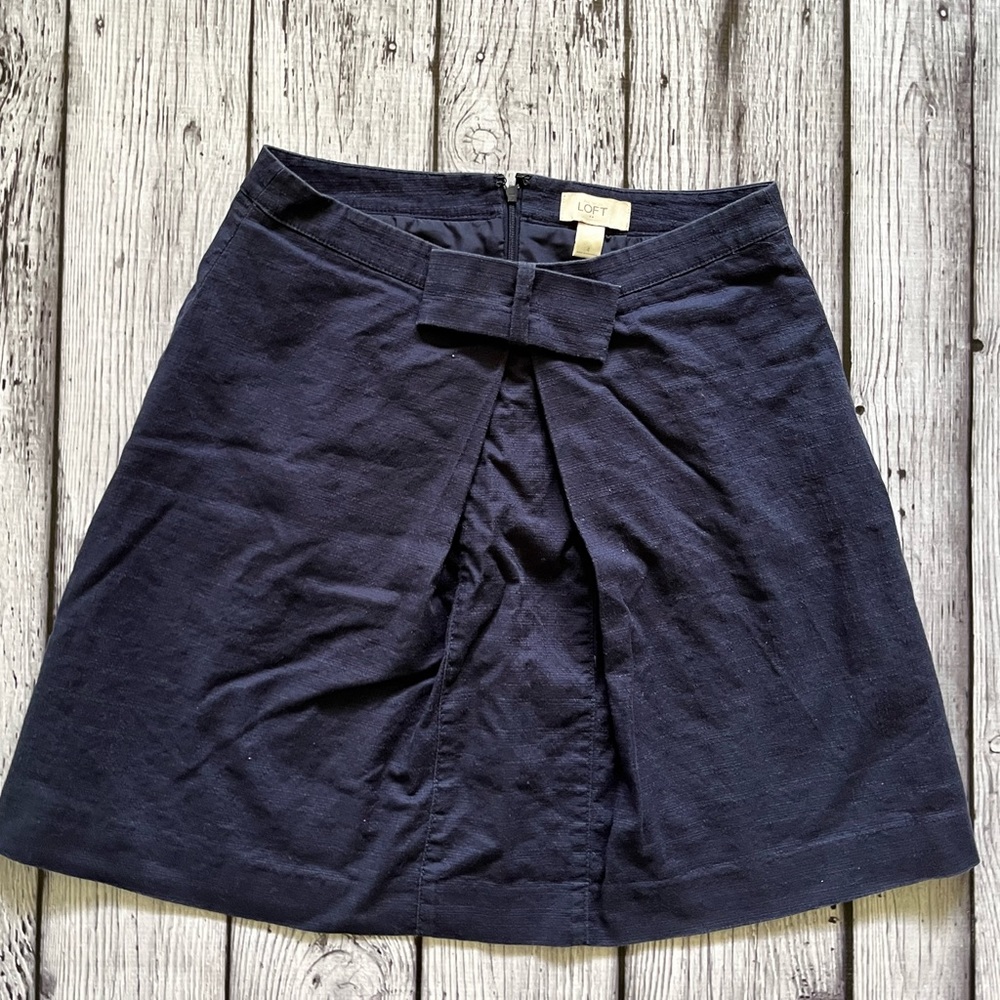 LOFT Skirt ~ Size 4
